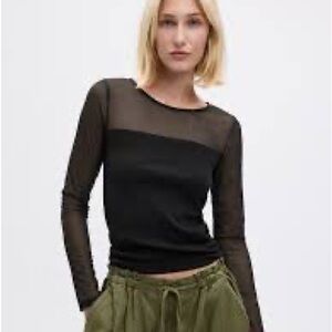 Gap XL Mesh Peep Long Sleeve T-Shirt - Club Outfit